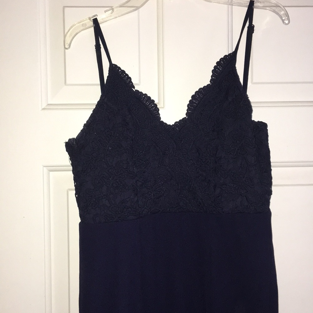 LEANDRA NAVY BLUE LACE MAXI DRESS